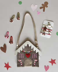 תיק - בית ממתקים